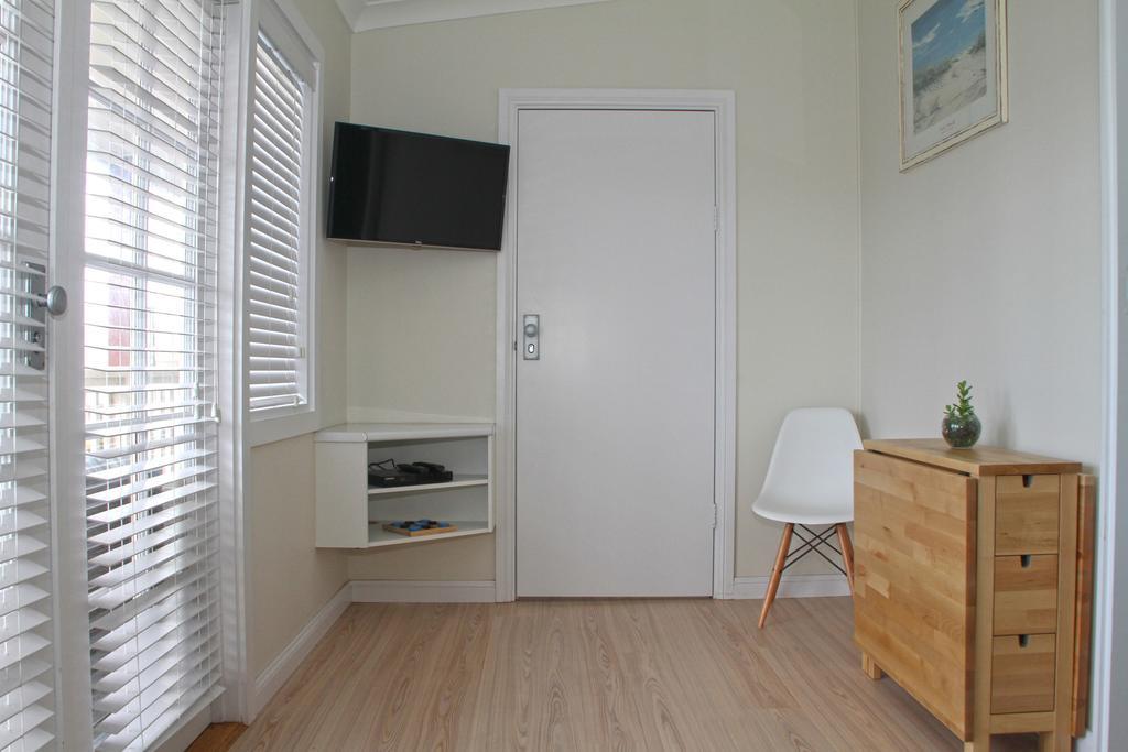 Smugglers Inn Studio Apartments Victor Harbor Eksteriør billede